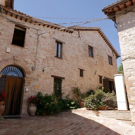 Borgo De' Varano By Hotel I Duchi Камерино Екстериор снимка