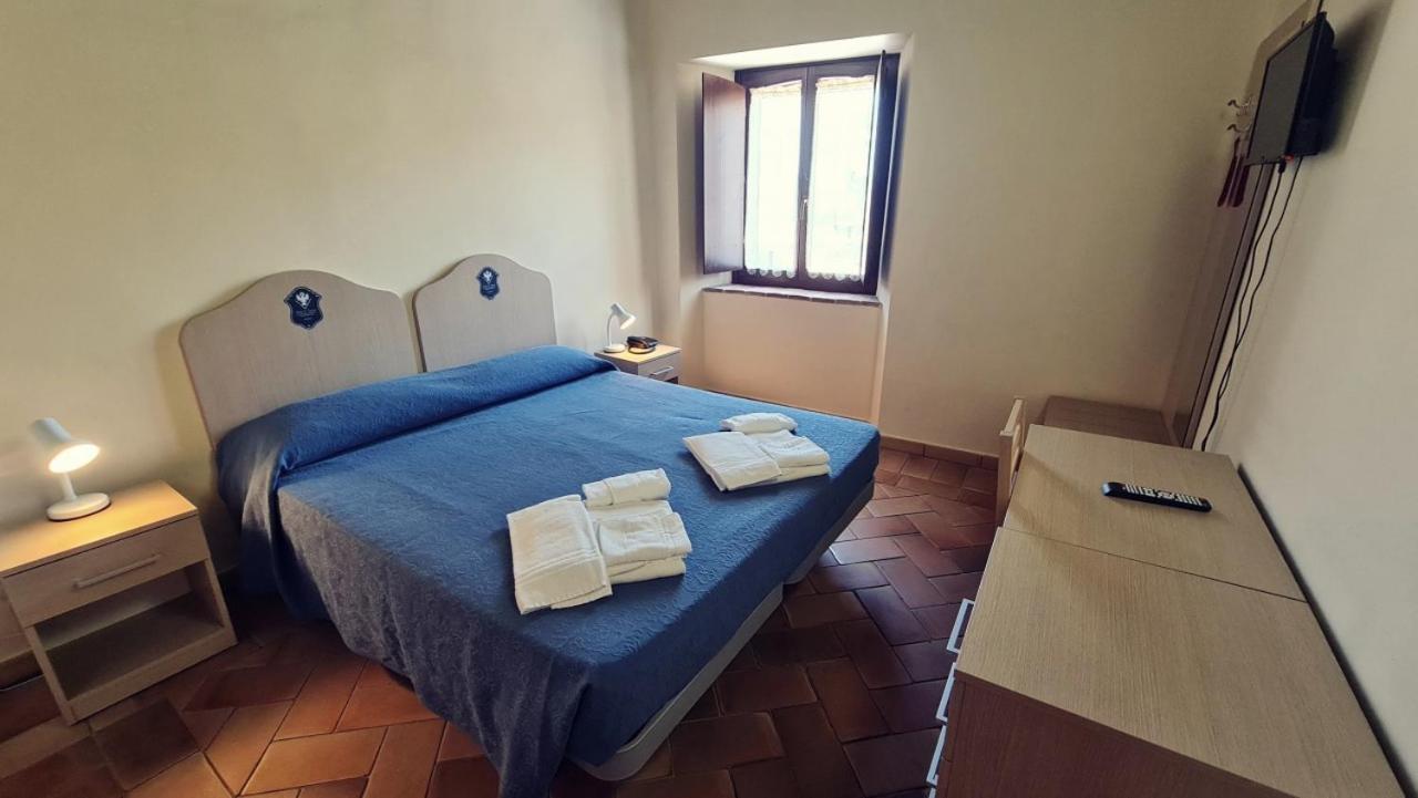 Borgo De' Varano By Hotel I Duchi Камерино Екстериор снимка